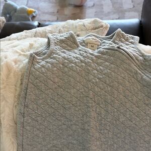 Cozy Quilted Sleeveless Top for Kids in Gray